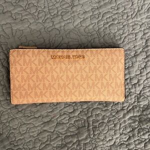 Michael Kors wallet